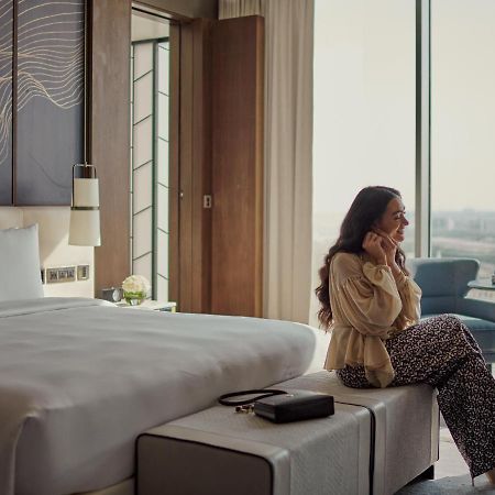 Grand Hyatt Kuwait Hotel Kuwait City Luaran gambar A guest in a room at the hotel