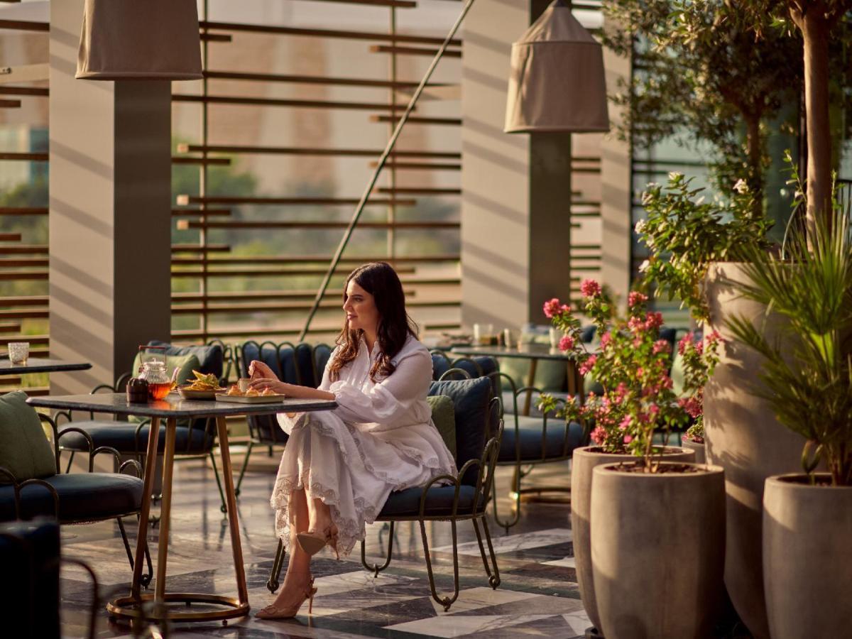 Grand Hyatt Kuwait Hotel Kuwait City Luaran gambar The Terrace