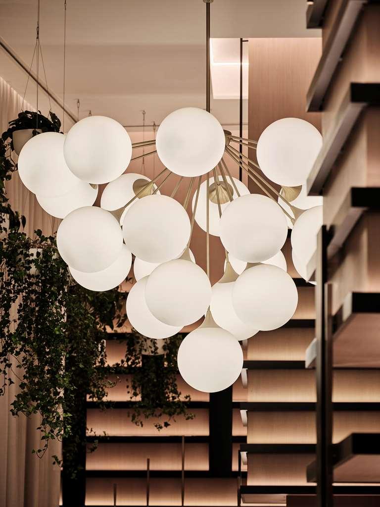 Grand Hyatt Kuwait Hotel Kuwait City Dalaman gambar A chandelier